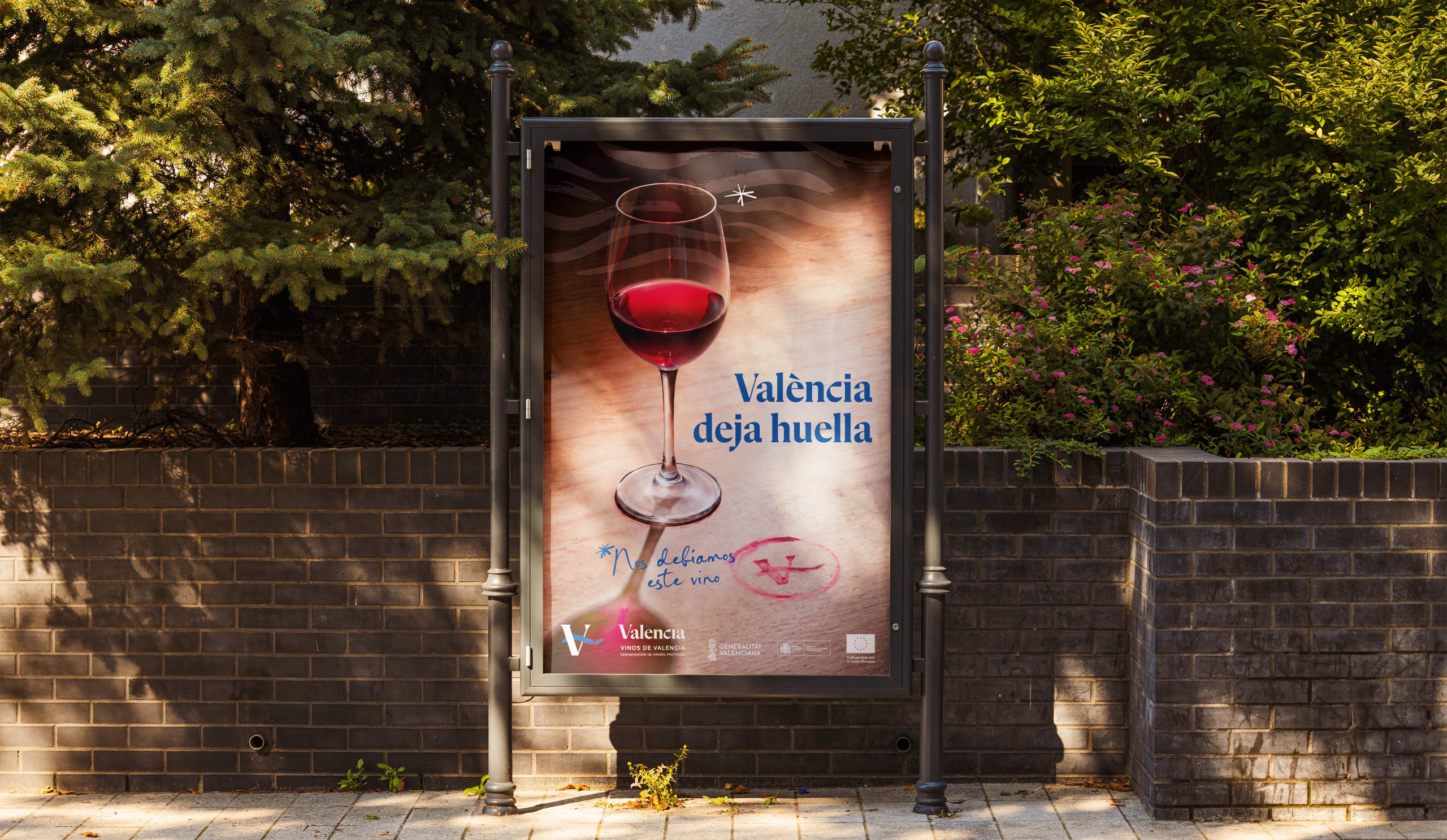 Black_Frameasasd_Poster_Mockup